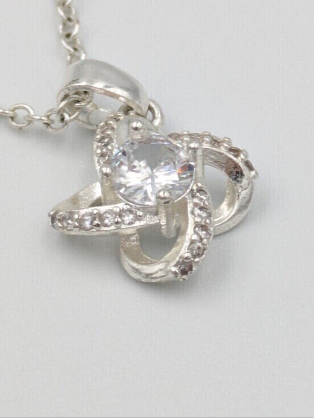 Silver tone rhinestone pendant chain necklace